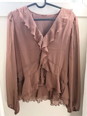 Ruffled V-neck Chiffon Blouse